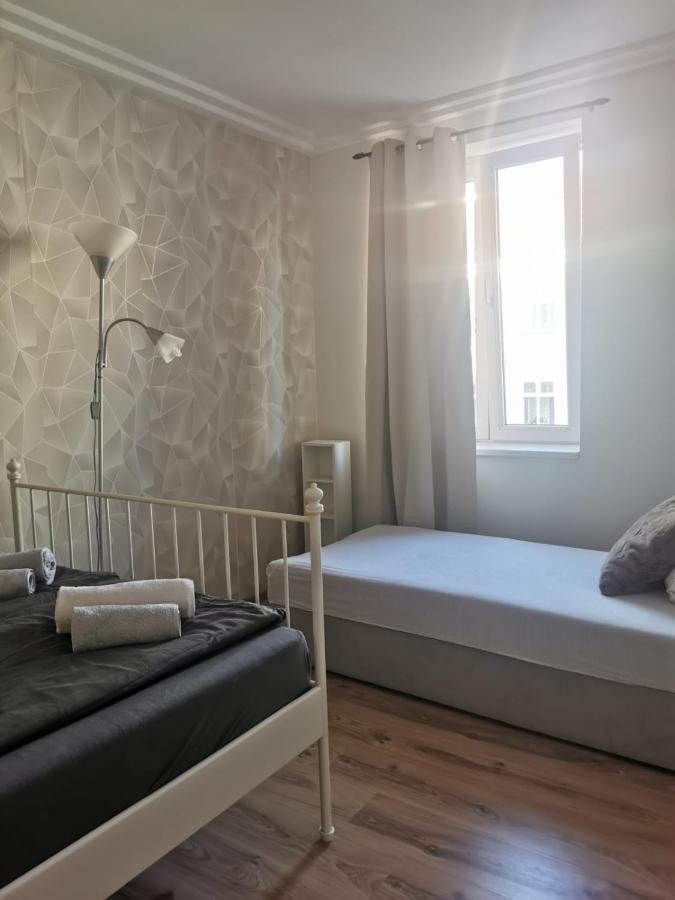 Apartament Beautiful, Spacious And Cheap *