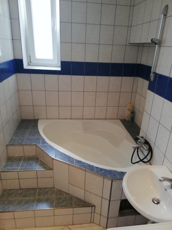 Beautiful, Spacious And Cheap Appartement Vienne